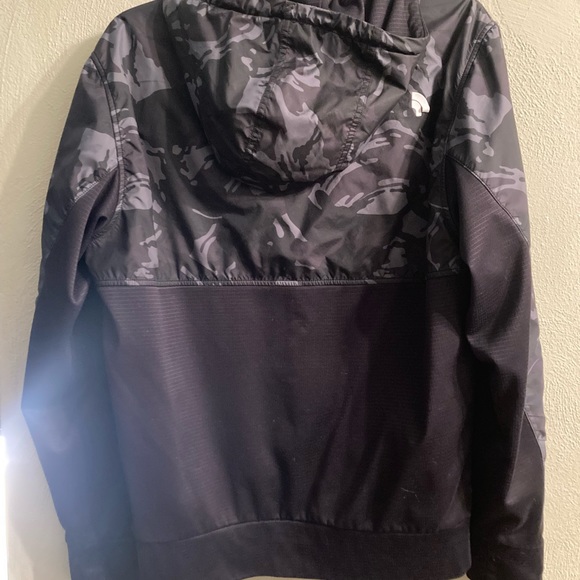 Men’s The North Face Coat size Medium - Picture 6 of 8